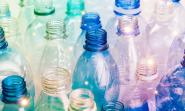 Consigne pour recyclage sur les bouteilles en plastique :
Les associations se mobilisent pour préserver le service public du recyclage et du traitement des déchets